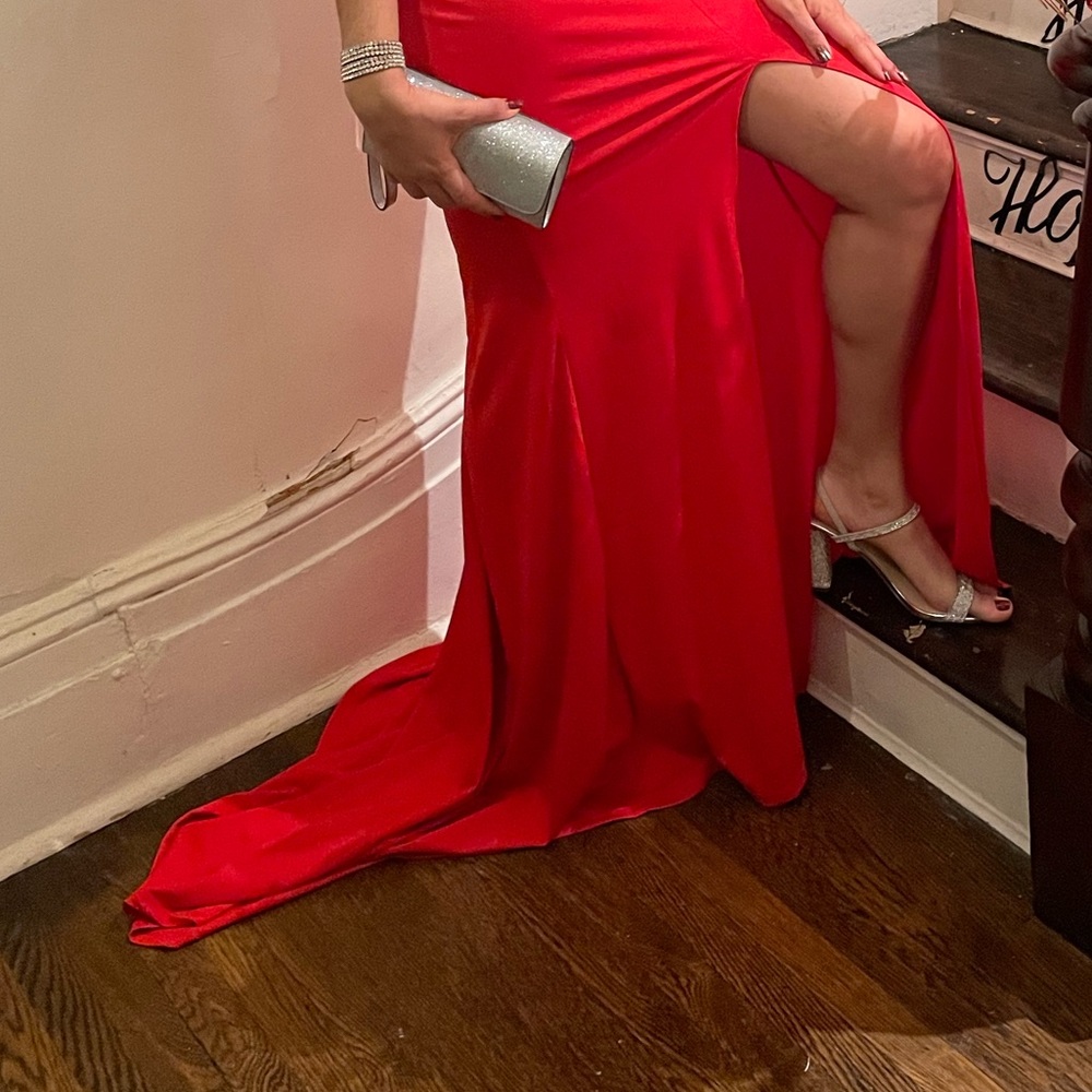 🆕Missord One shoulder split thigh cut - Picture 4 of 4